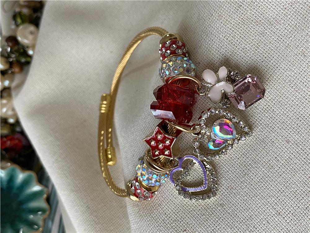 Neon Kalp Charm Bileklik