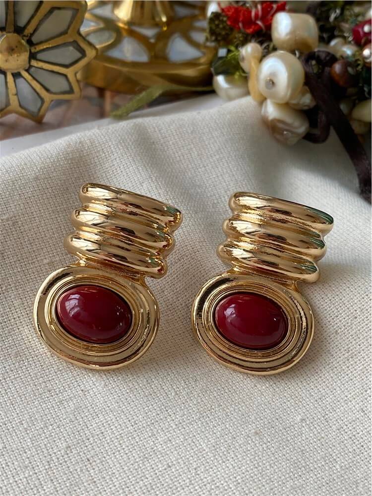 Oval Bordo Taşlı Vintage Küpe