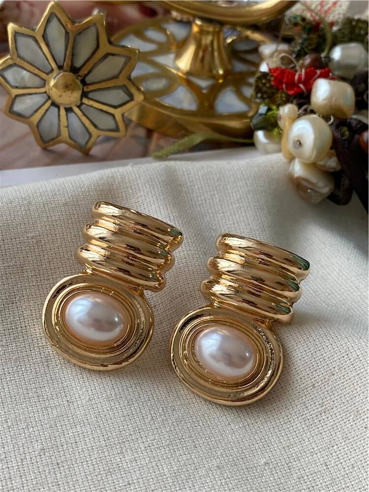 Oval İnci Detaylı Vintage Küpe