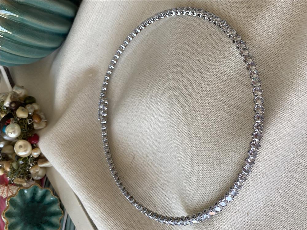 Oval Taşlı Choker Kolye 