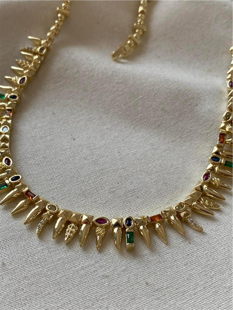 Özel Seri 14K Renkli Taşlı Trok Model Kolye