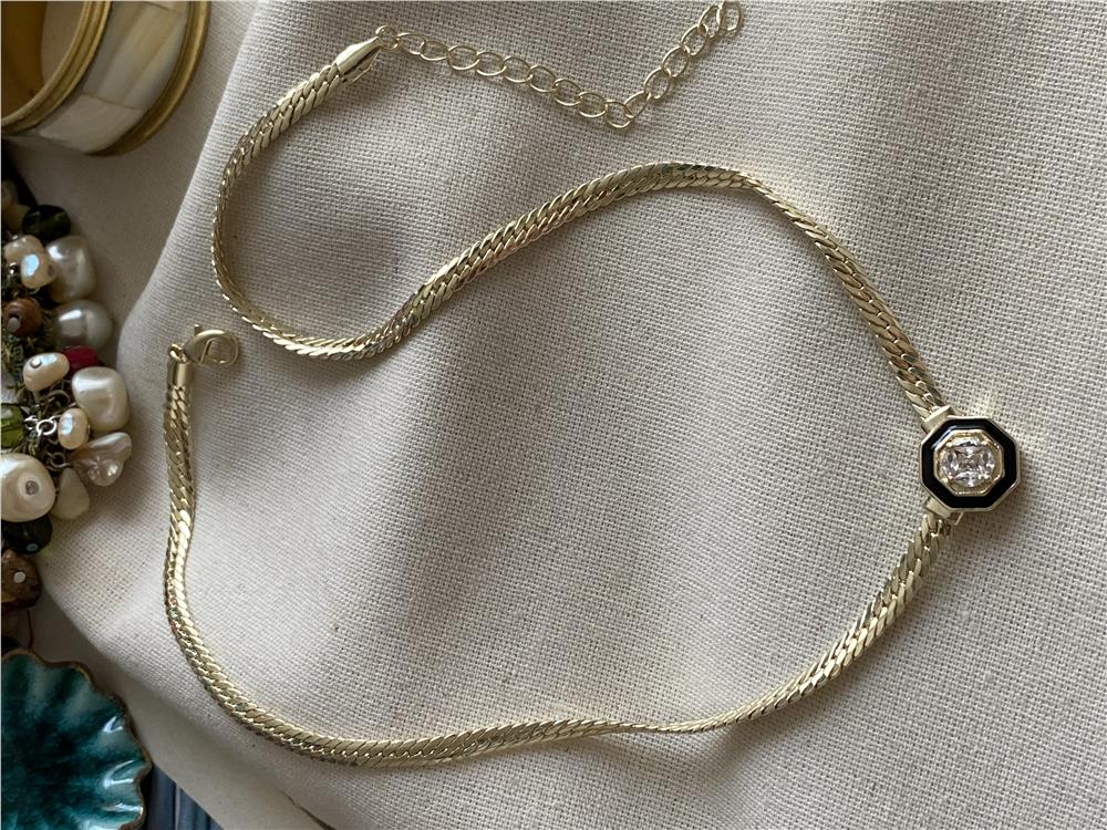 Özel Seri 14K Şikel Kolye