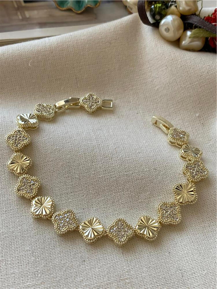 Özel Seri 14K Taşlı Cleef Bileklik