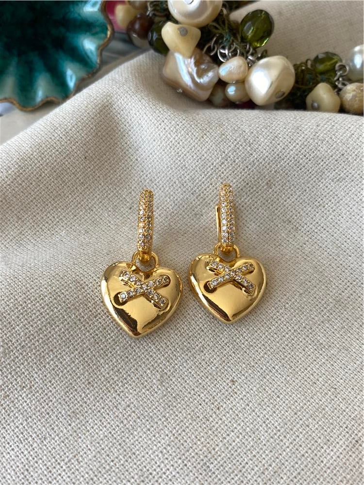 Özel Seri Cross Heart Küpe