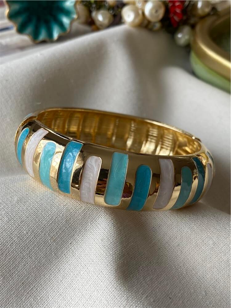 Özel Seri Mavi Beyaz Mineli Ritim Kelepçe