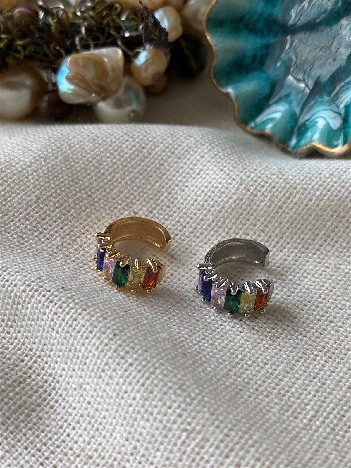 Renkli Baget Kıkırdak Küpe