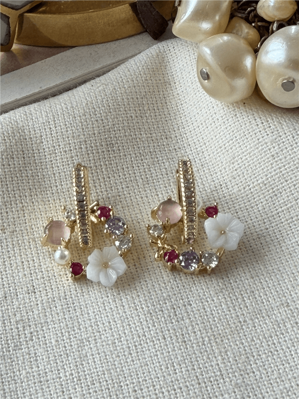 Renkli Çiçek Charmlı Küpe