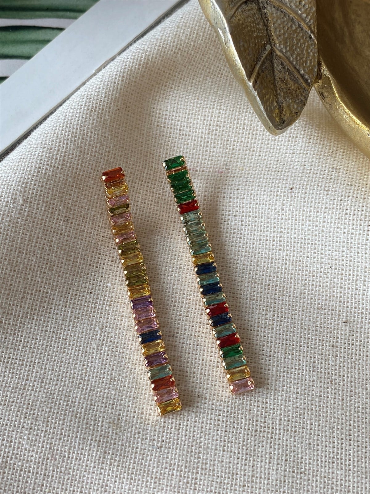 Renkli Suyolu Baget Küpe