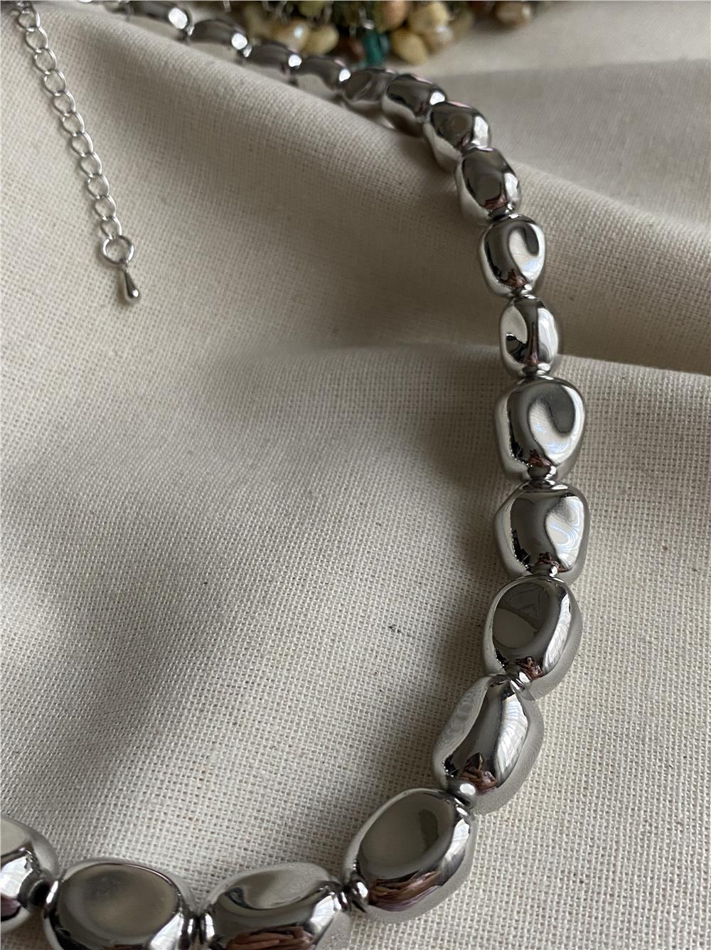 Silver Amorphous Kolye