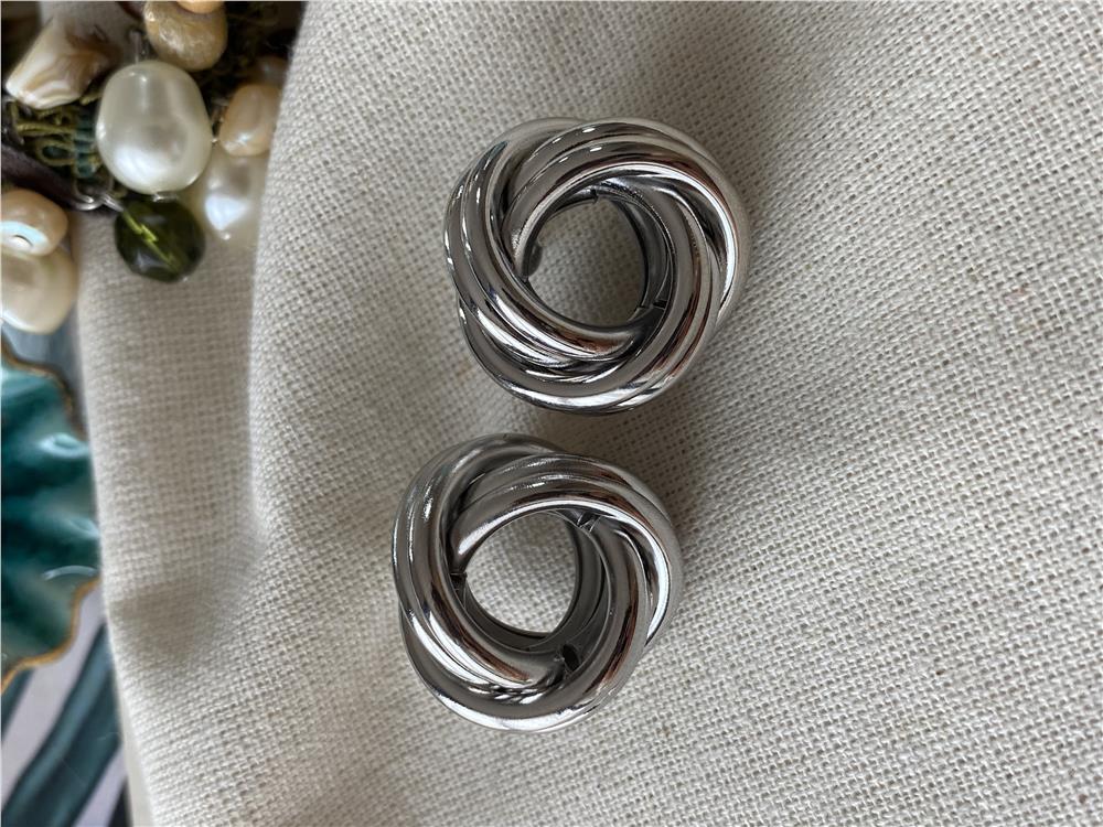 Silver Loop Küpe