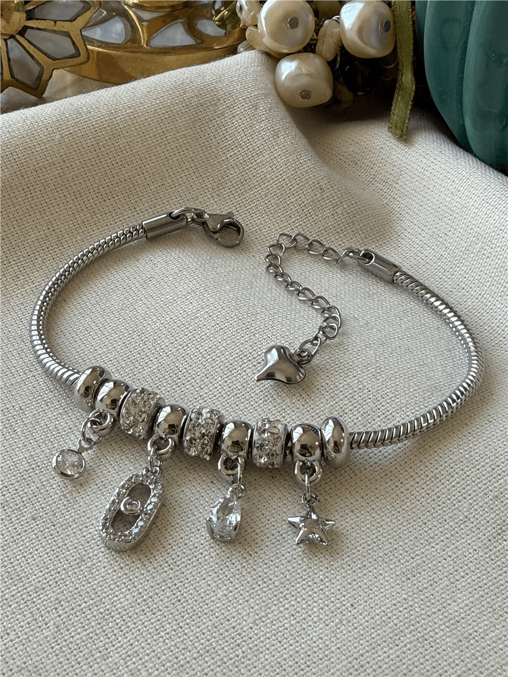 Silver Messik Model Charmlı Bileklik