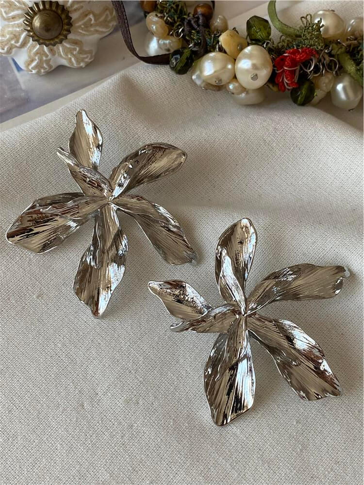 Silver Metal Silver Çiçek Küpe