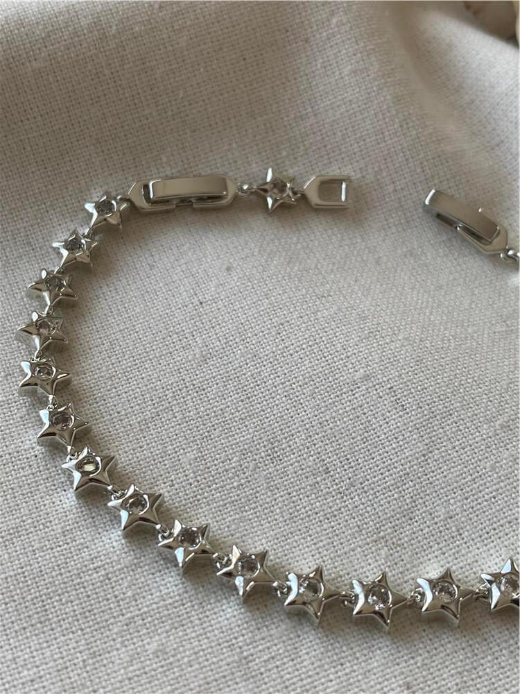 Silver Ortası Taşlı Sıralı Yıldızlar Bileklik