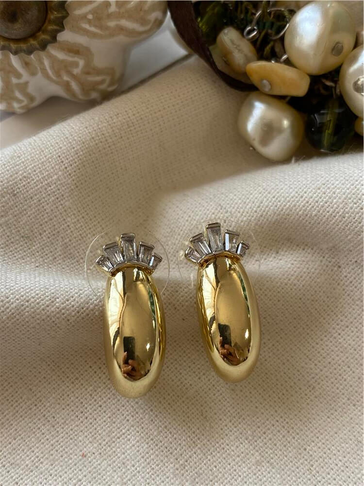 Silver Taşlı Badem Küpe