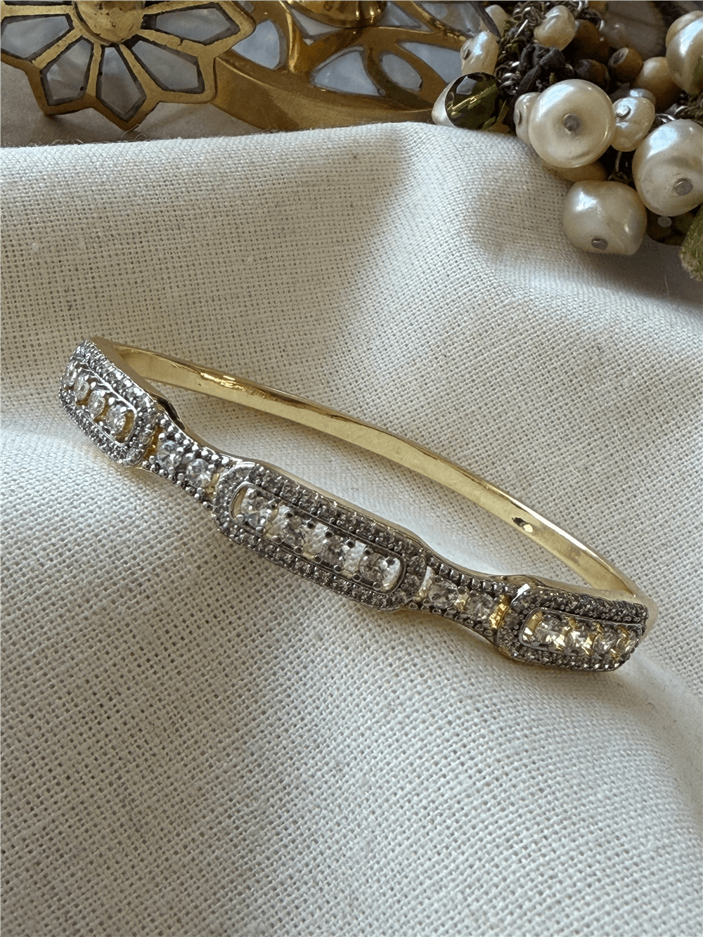 Silver Taşlı Dikdörtgen Model Kelepçe