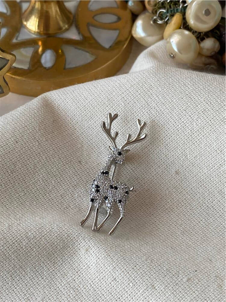 Silver Taşlı Mini Zürafa Broş