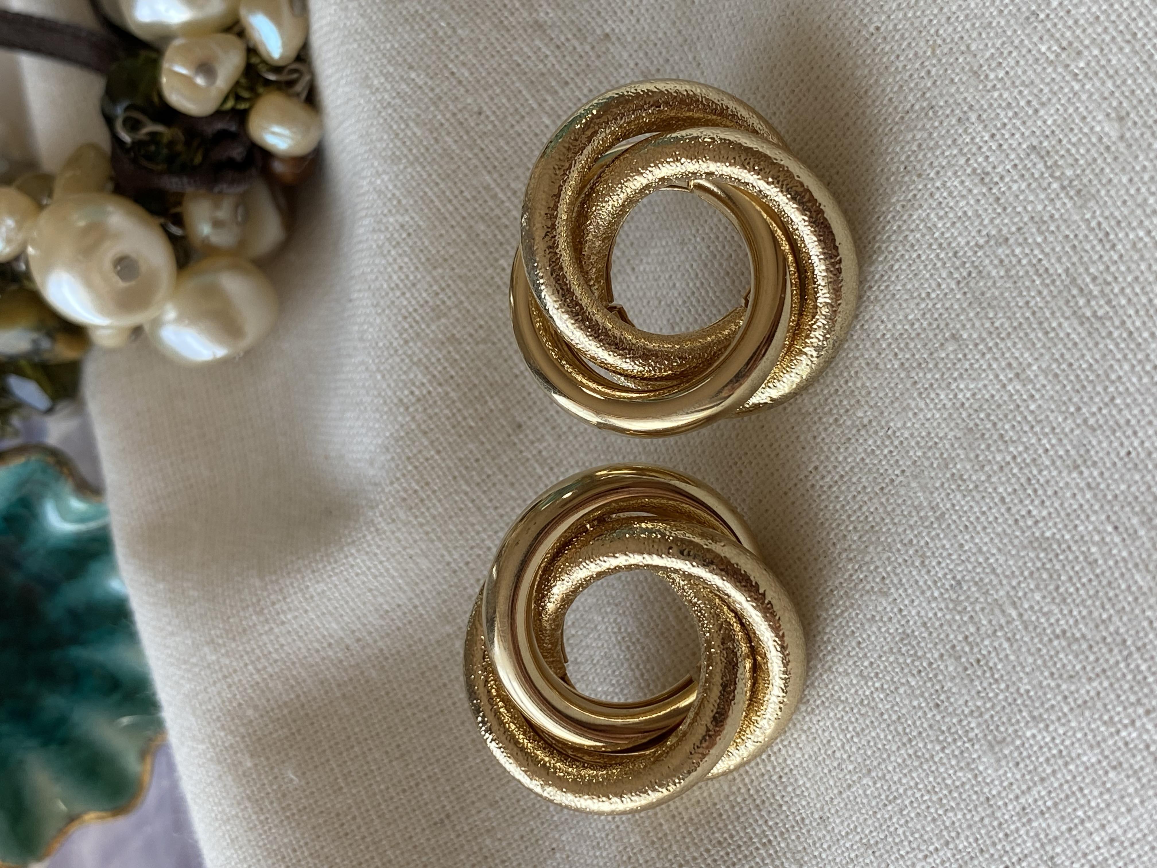 Simli Gold Döngü Küpe