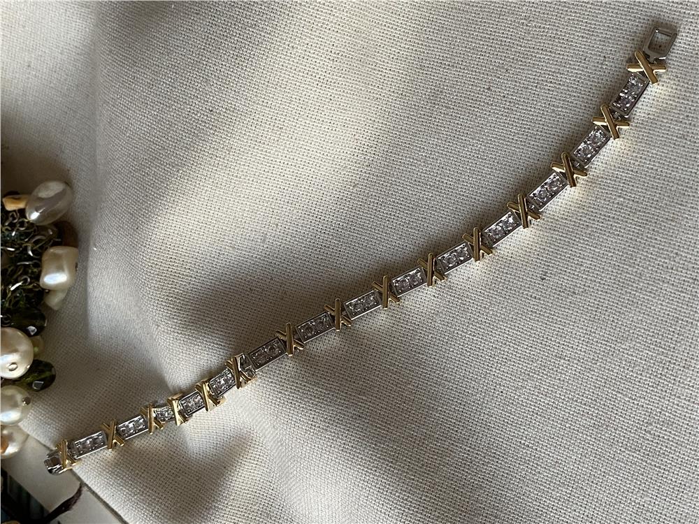 Sıralı Xoxo Bileklik