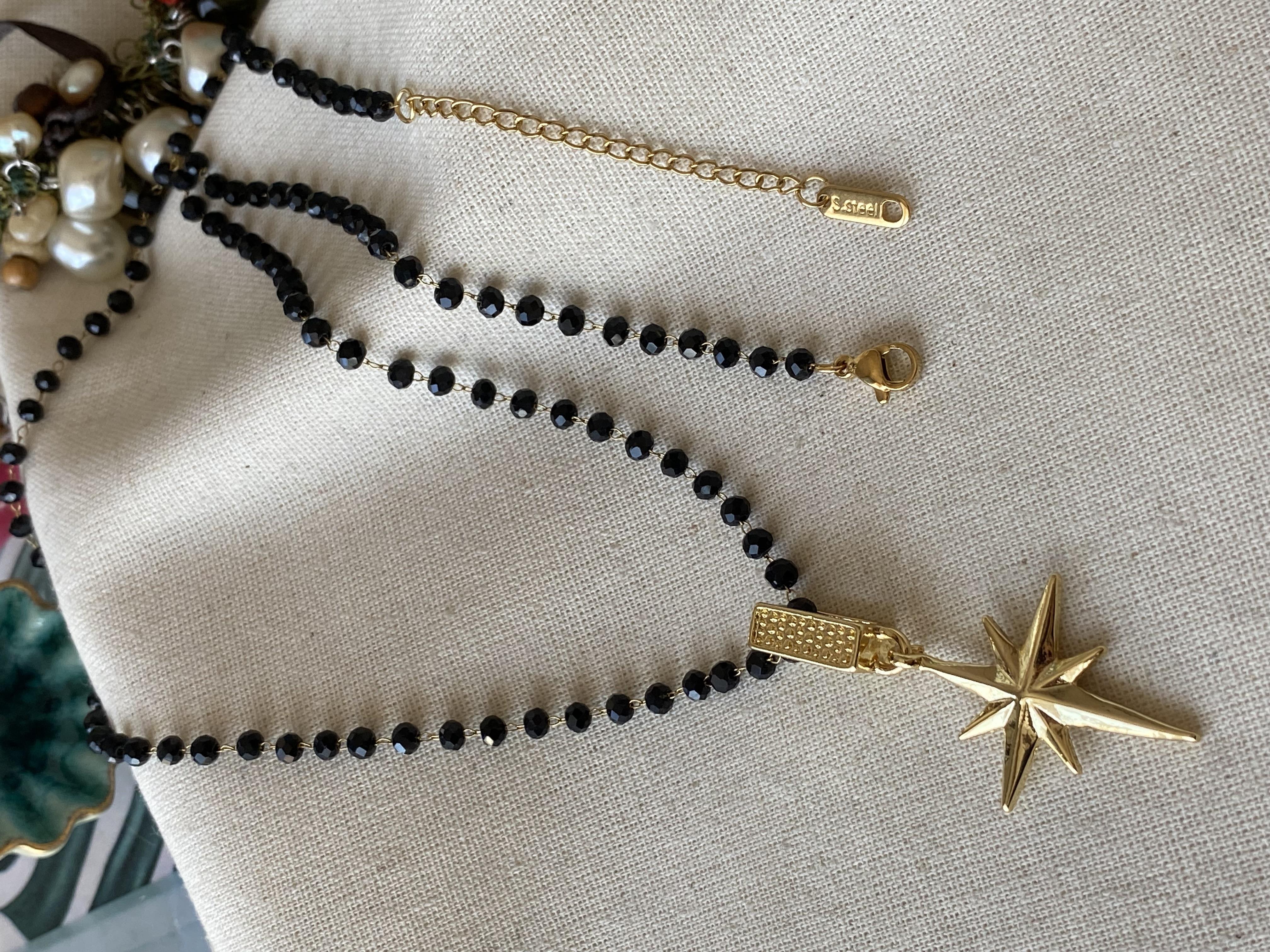 Siyah Boncuklu Kuzey Yıldızı Kolye