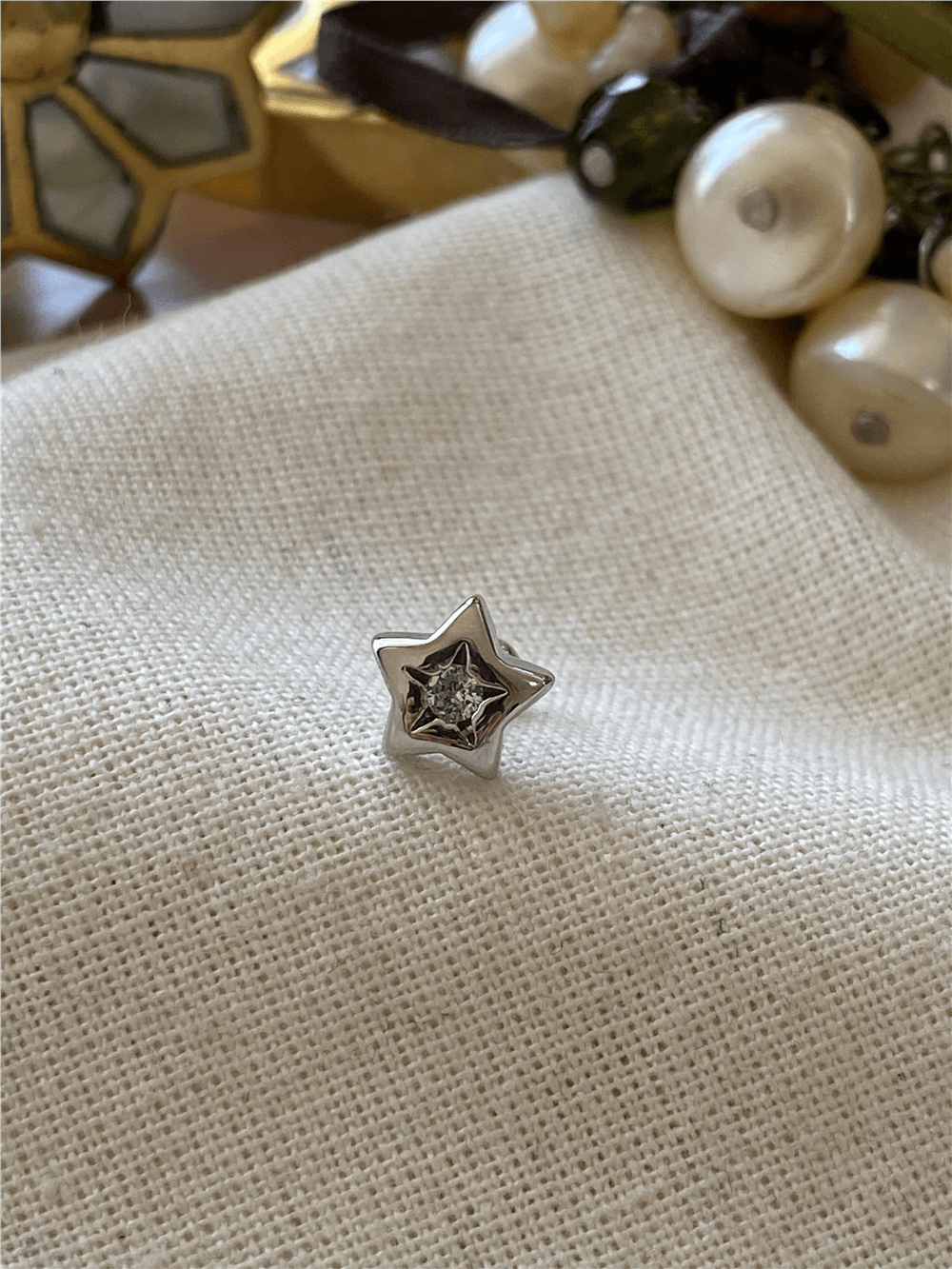 Taşlı Bombe Yıldız Piercing