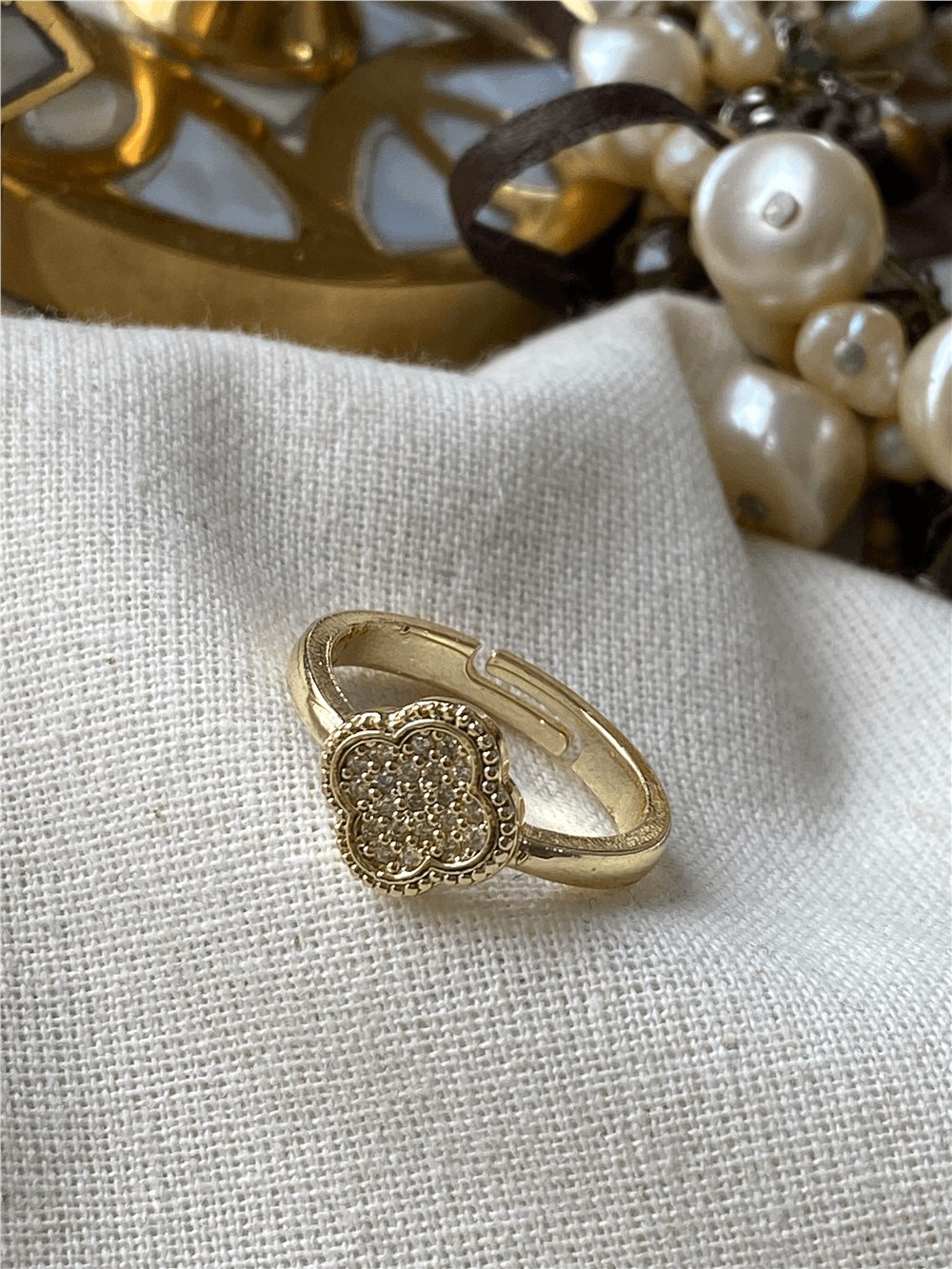 Taşlı Cleef Model Yüzük