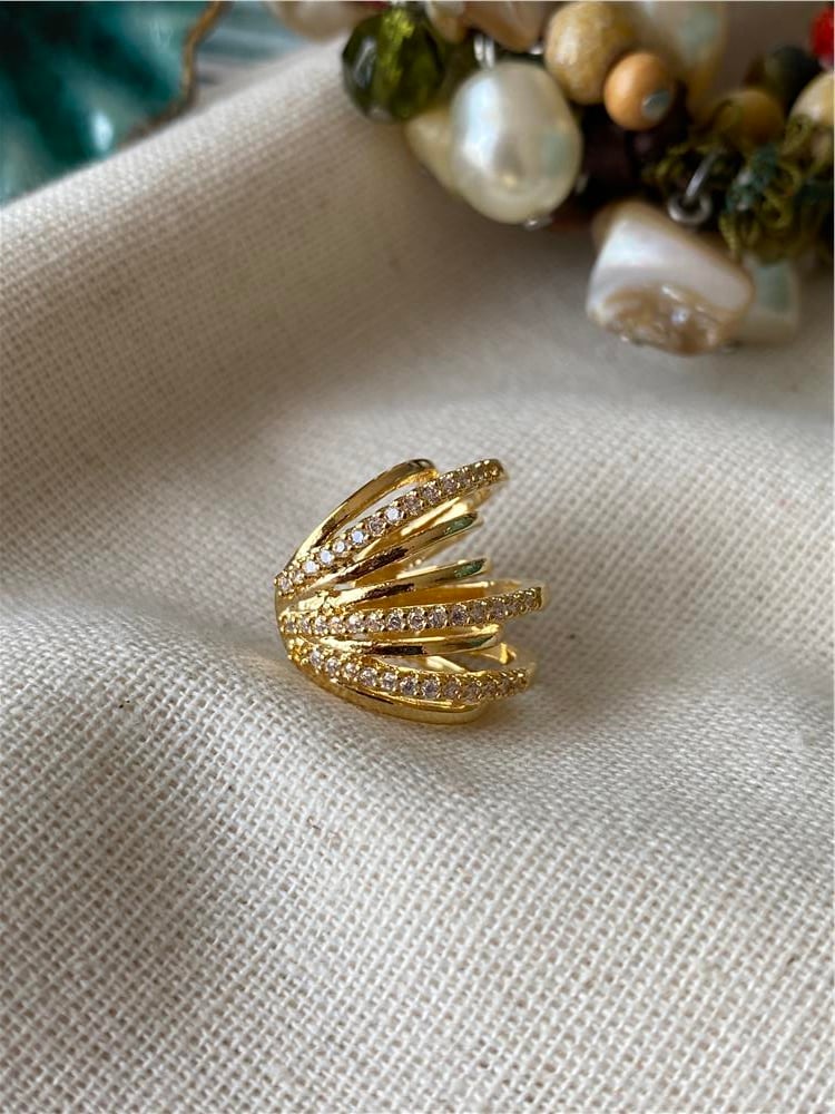 Taşlı Gold Kaburga Kıkırdak Küpe