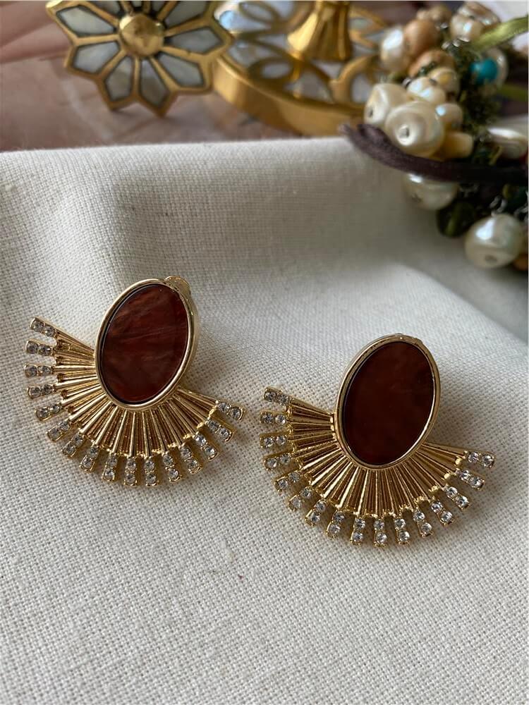 Taşlı Kahverengi Sedefli Yelpaze Model Küpe