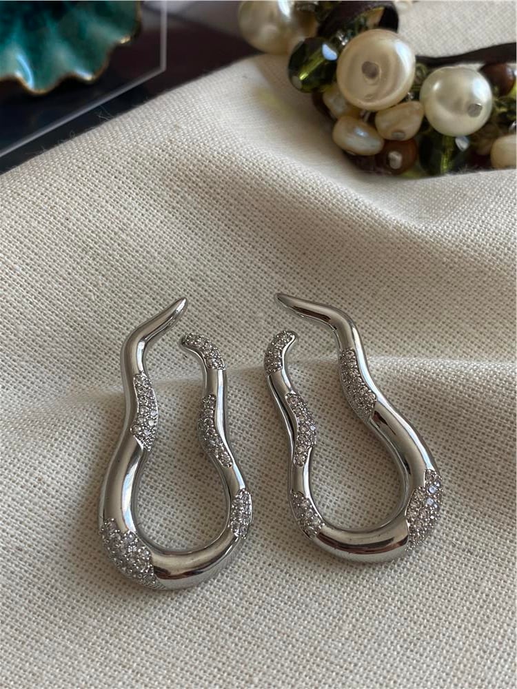 Taşlı Sarmal Design Küpe