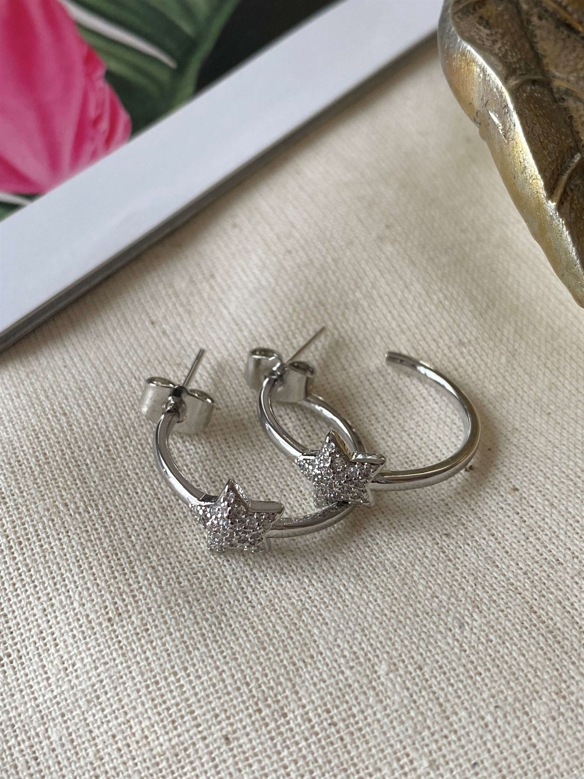 Taşlı Yıldız Halka Küpe