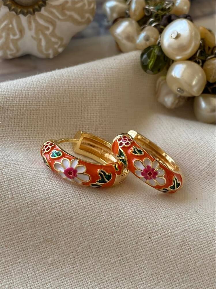 Turuncu Mineli Çiçekli Halka Küpe