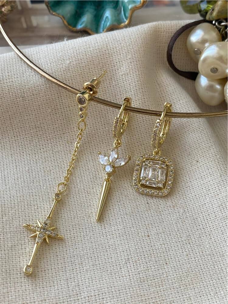 Üçlü 14K Sallantılı Simgeler Küpe Seti