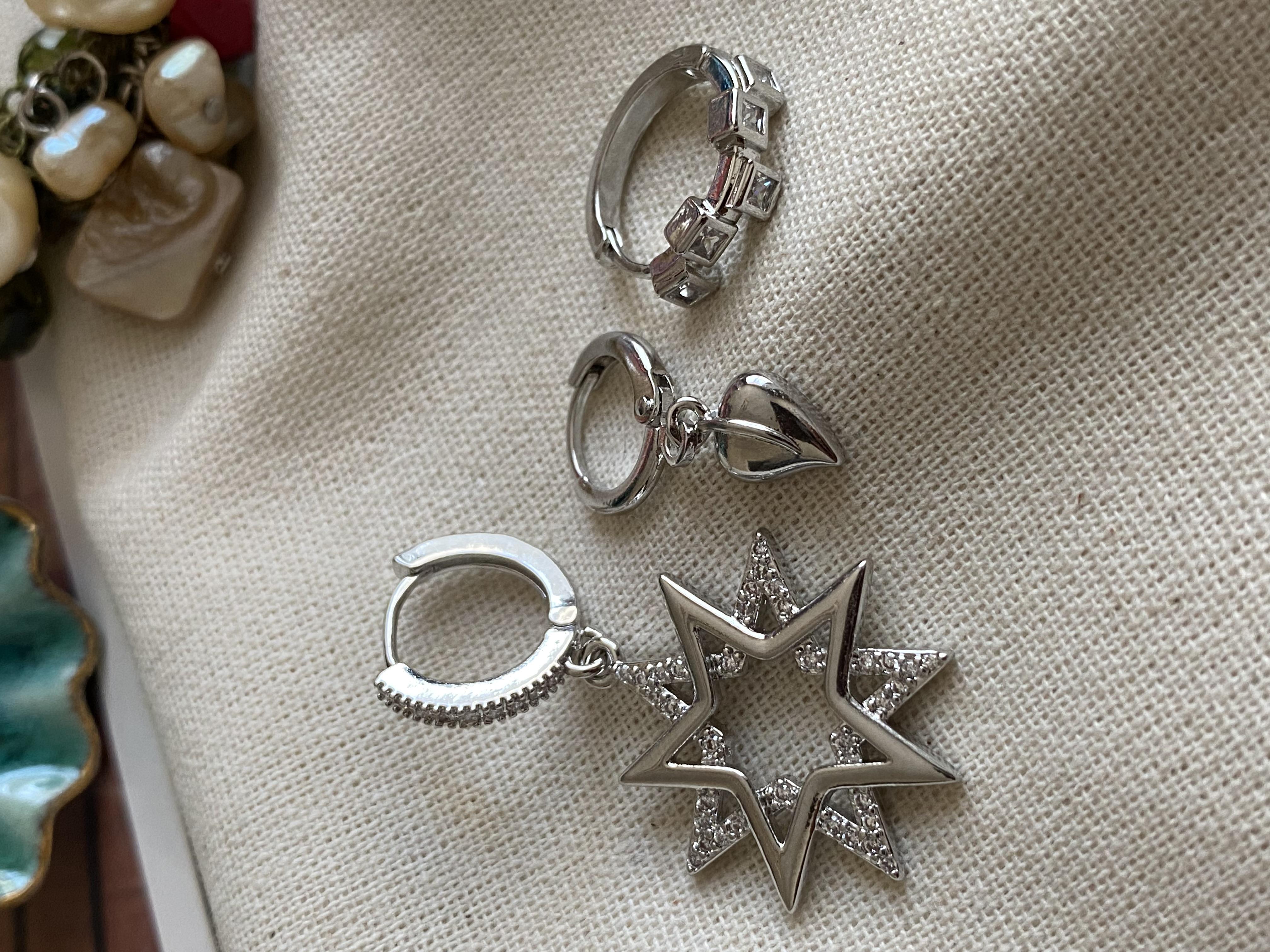 Üçlü Geçmeli Yıldızlar Küpe