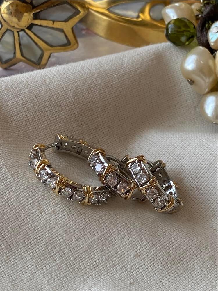 Üçlü Gold Detaylı Xoxo Küpe Seti