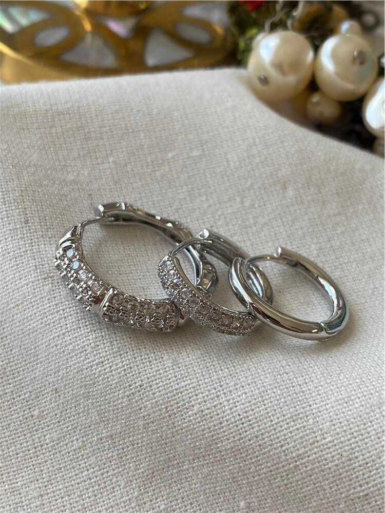 Üçlü Silver Desenli Taşlı Halka Küpe Seti