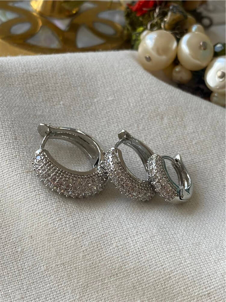Üçlü Silver Taşlı Bombe Halka Küpe Seti