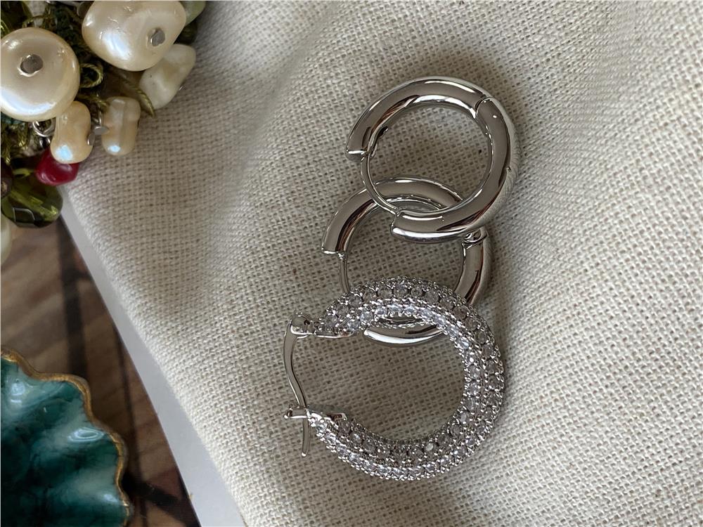 Üçlü Taşlı Silver Halka Küpe