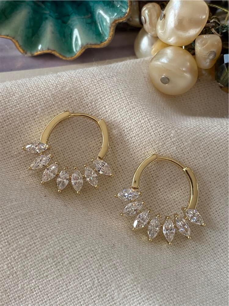 VIP 14K Arpa Taşlı Halka Küpe