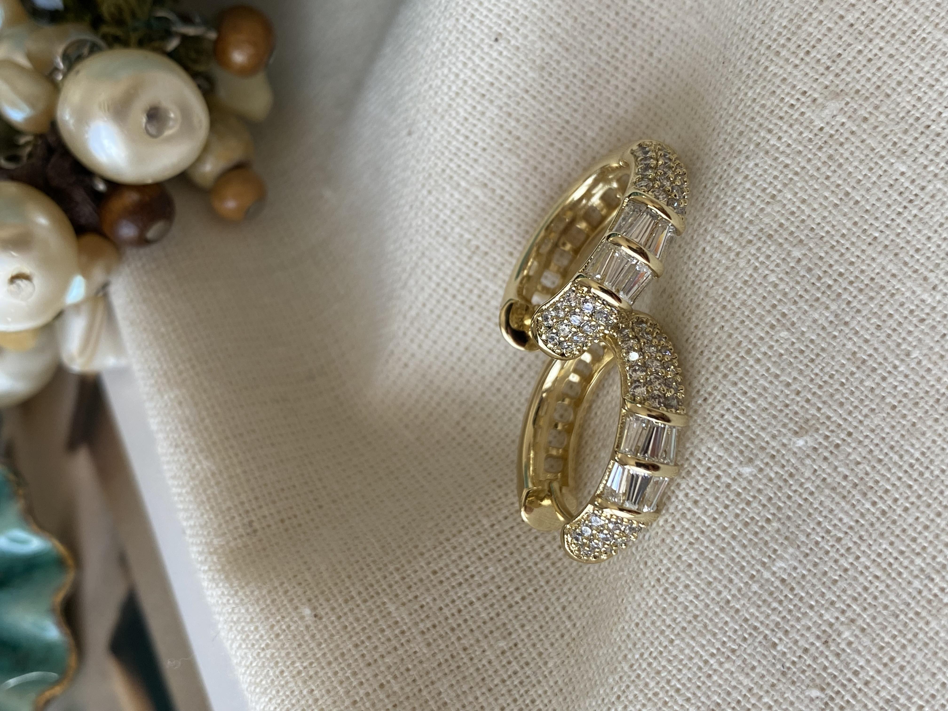 VIP 14K Baguette Küpe