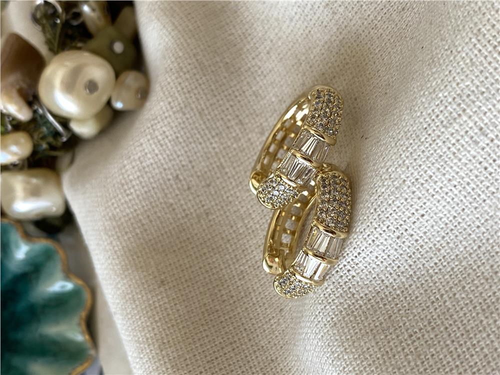VIP 14K Baguette Küpe