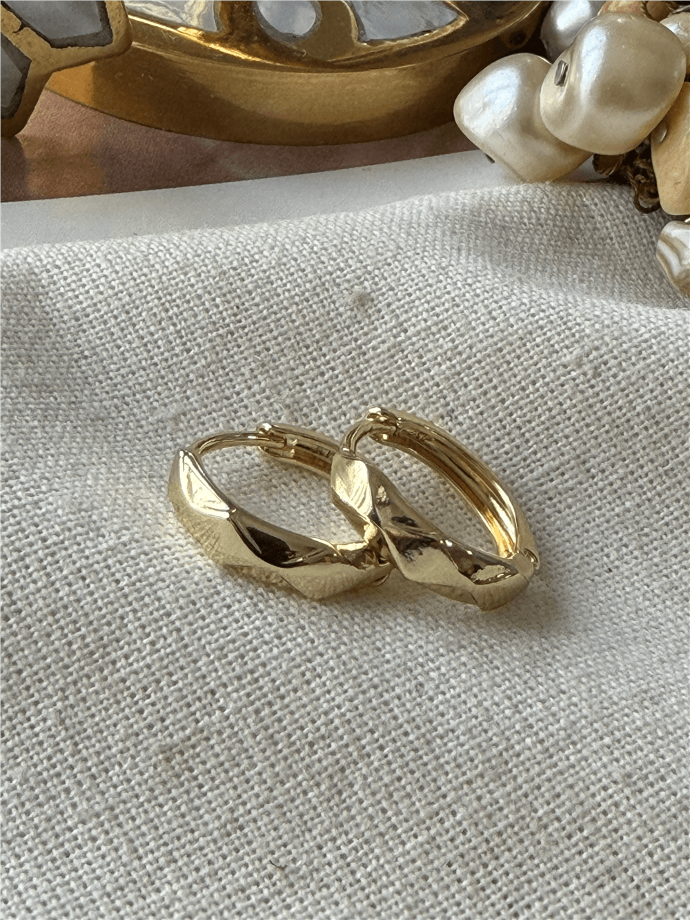 VIP 14K Baklava Desenli Halka Küpe