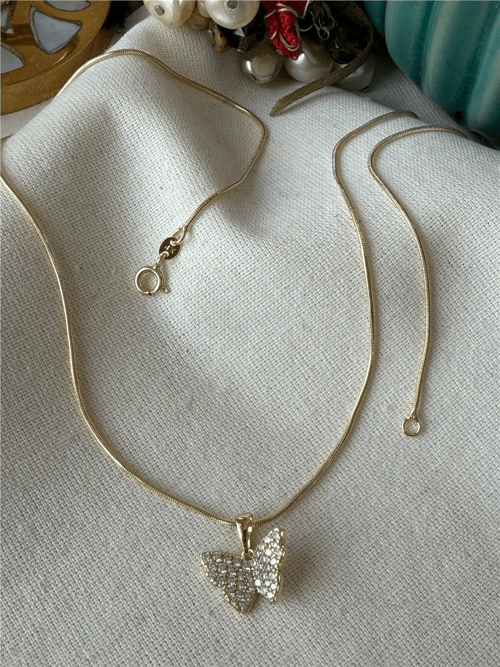 VIP 14K Butterfly Kolye