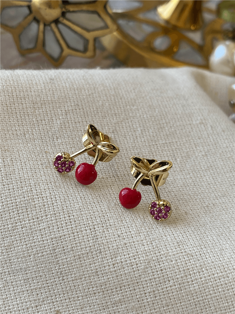VIP 14K Cherry Küpe