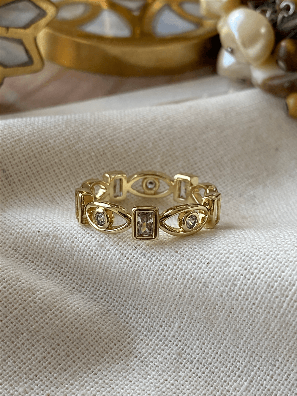 VIP 14K Eye Design Yüzük