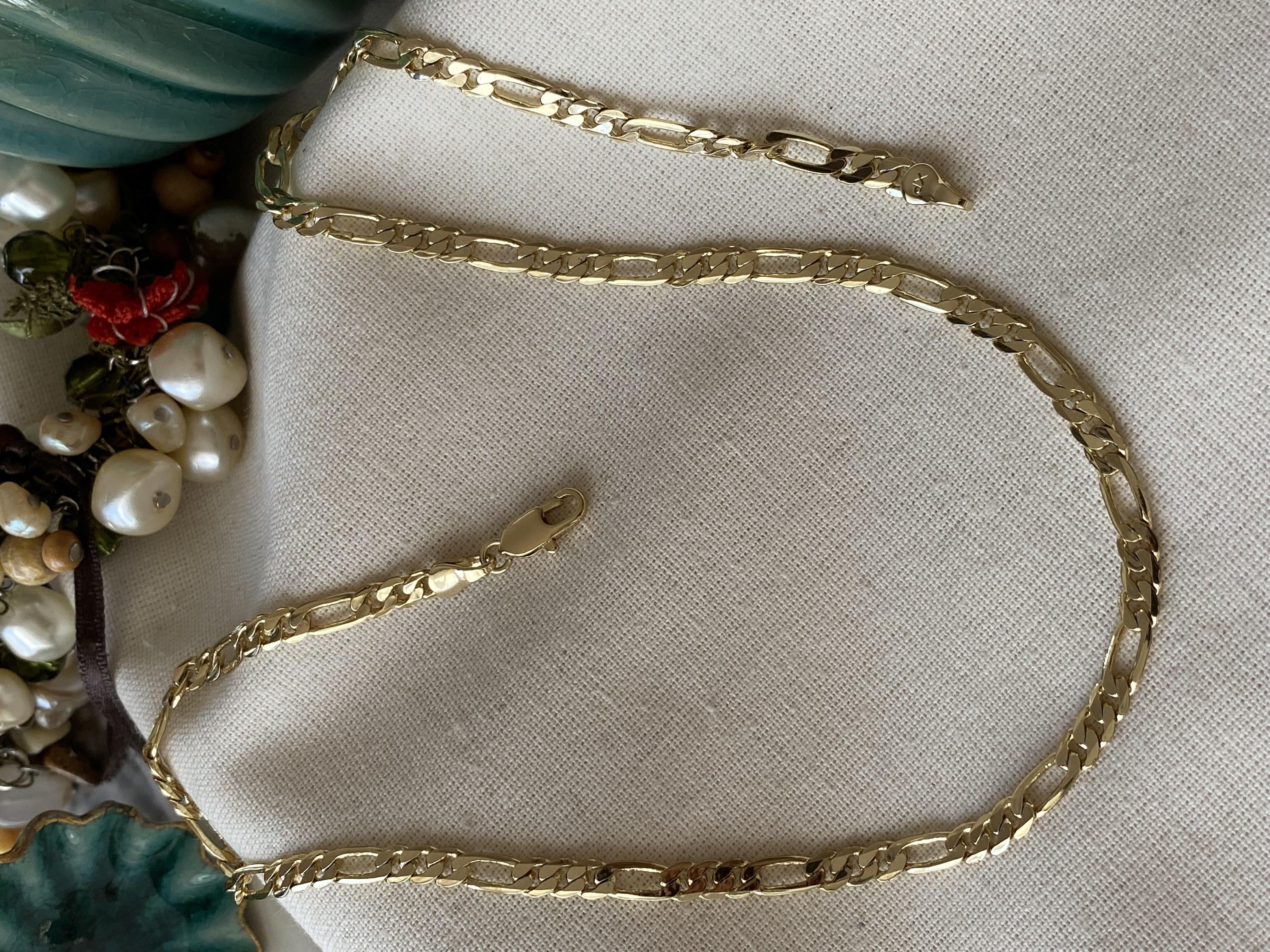 VIP 14K Figaro Kolye