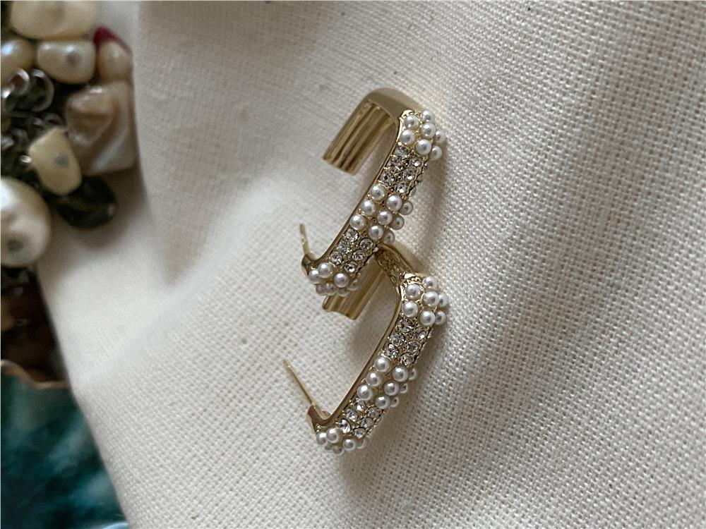 VIP 14K İncili Taşlı Oval Küpe