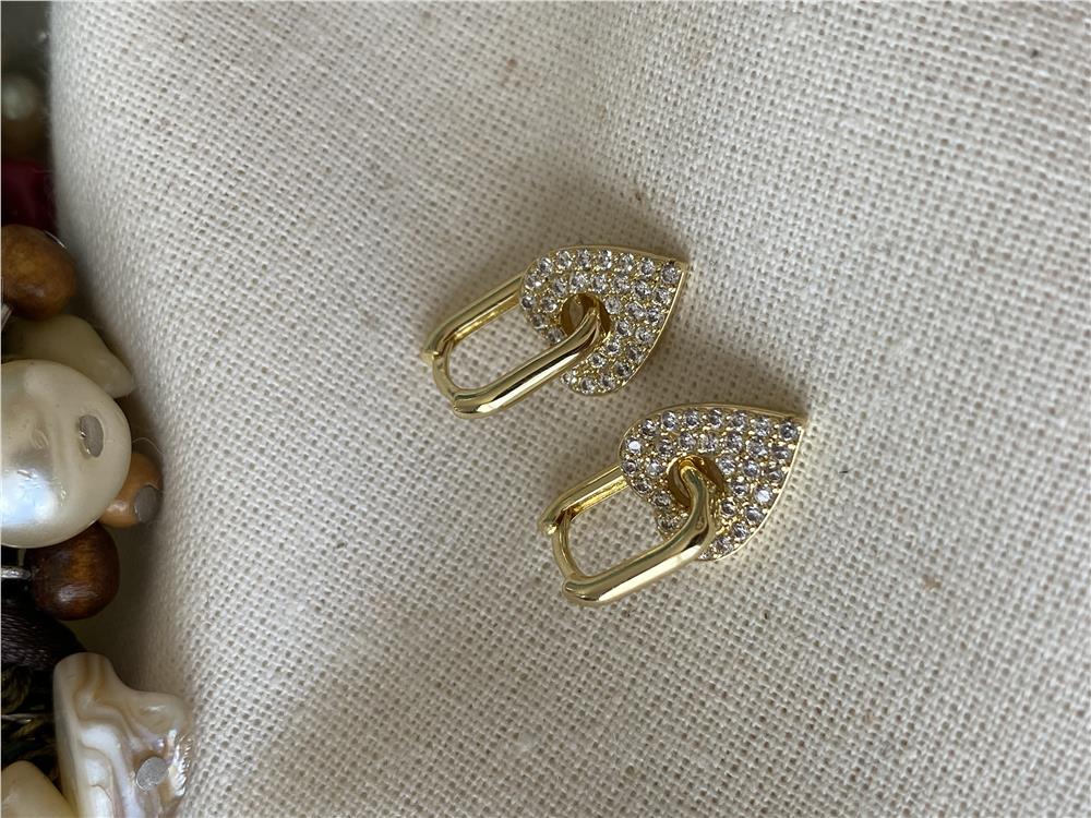 VIP 14K Kalp Charmlı Mini Küpe
