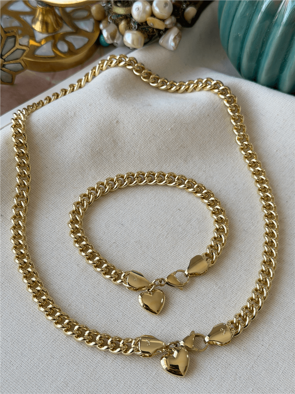 VIP 14K Kalp Sallantılı Zincir Kolye Seti