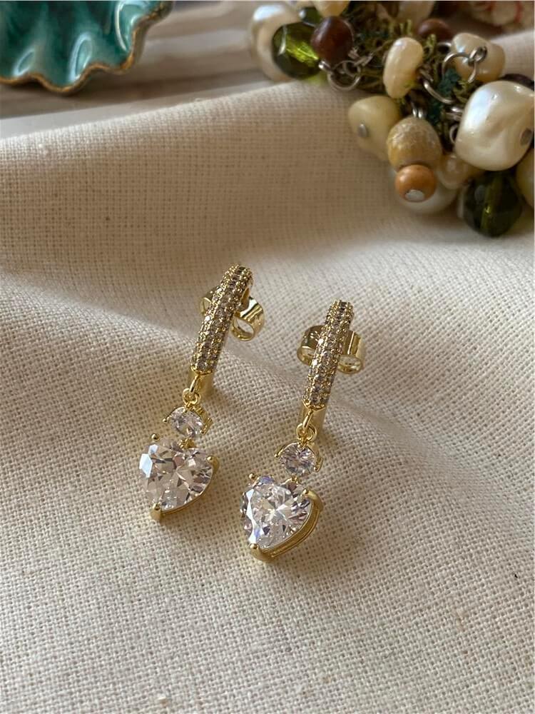 VIP 14K Kalp Taş Sallantılı Küpe