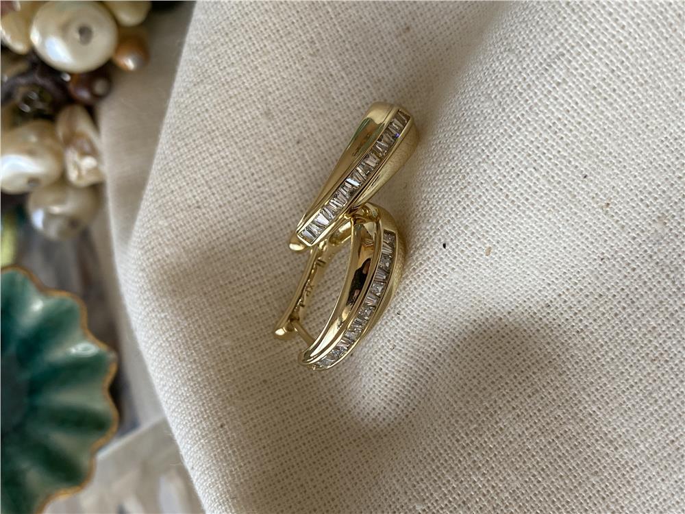VIP 14K Kesme Taş Detaylı Vintage Küpe