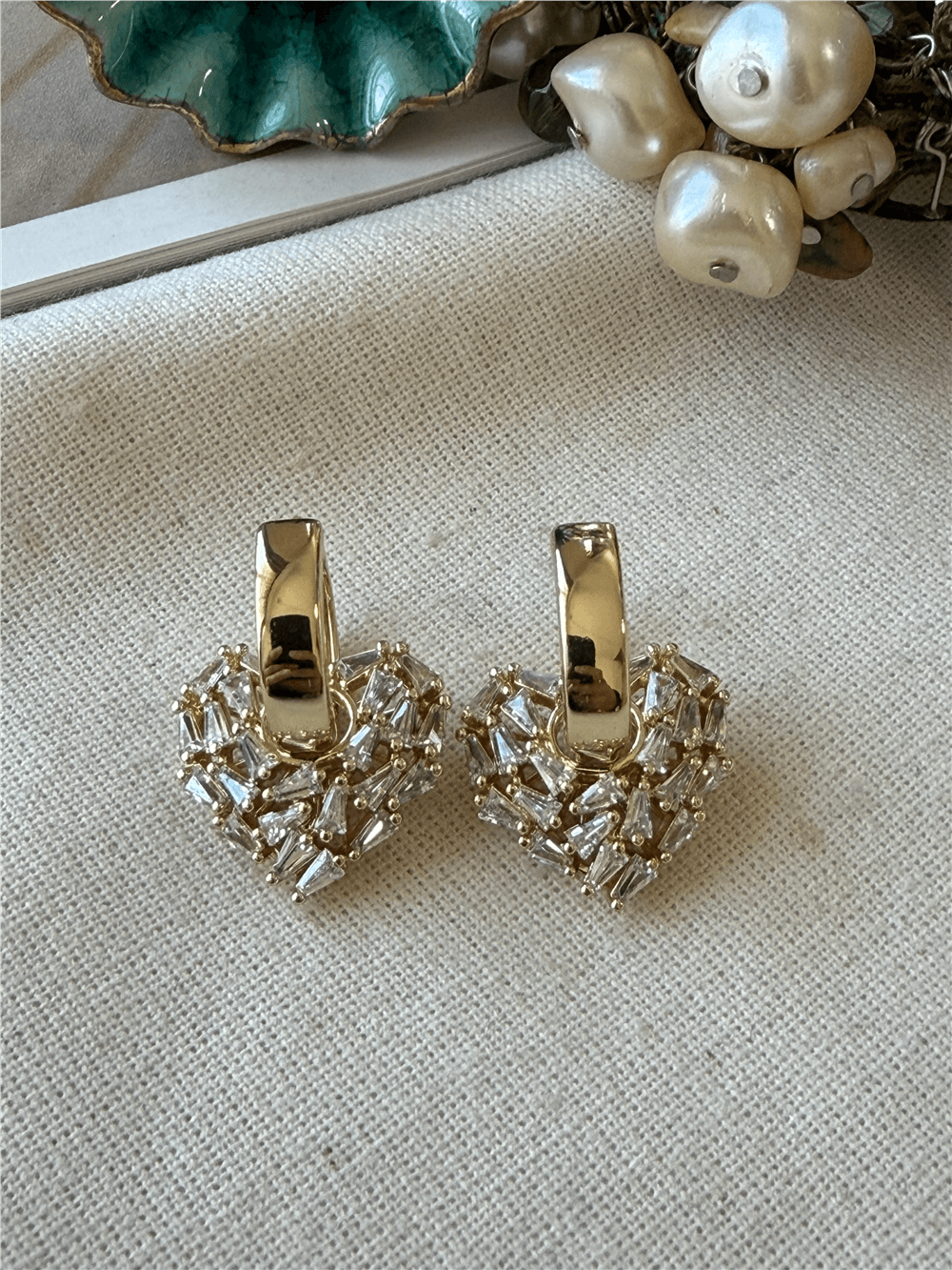 VIP 14K Kesme Taşlı Kalp Küpe